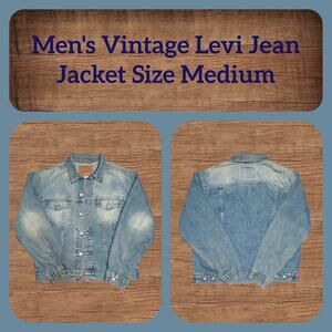 Men's Vintage Levi Strauss Relaxed Trucker Blue Jean Jacket Size Medium
